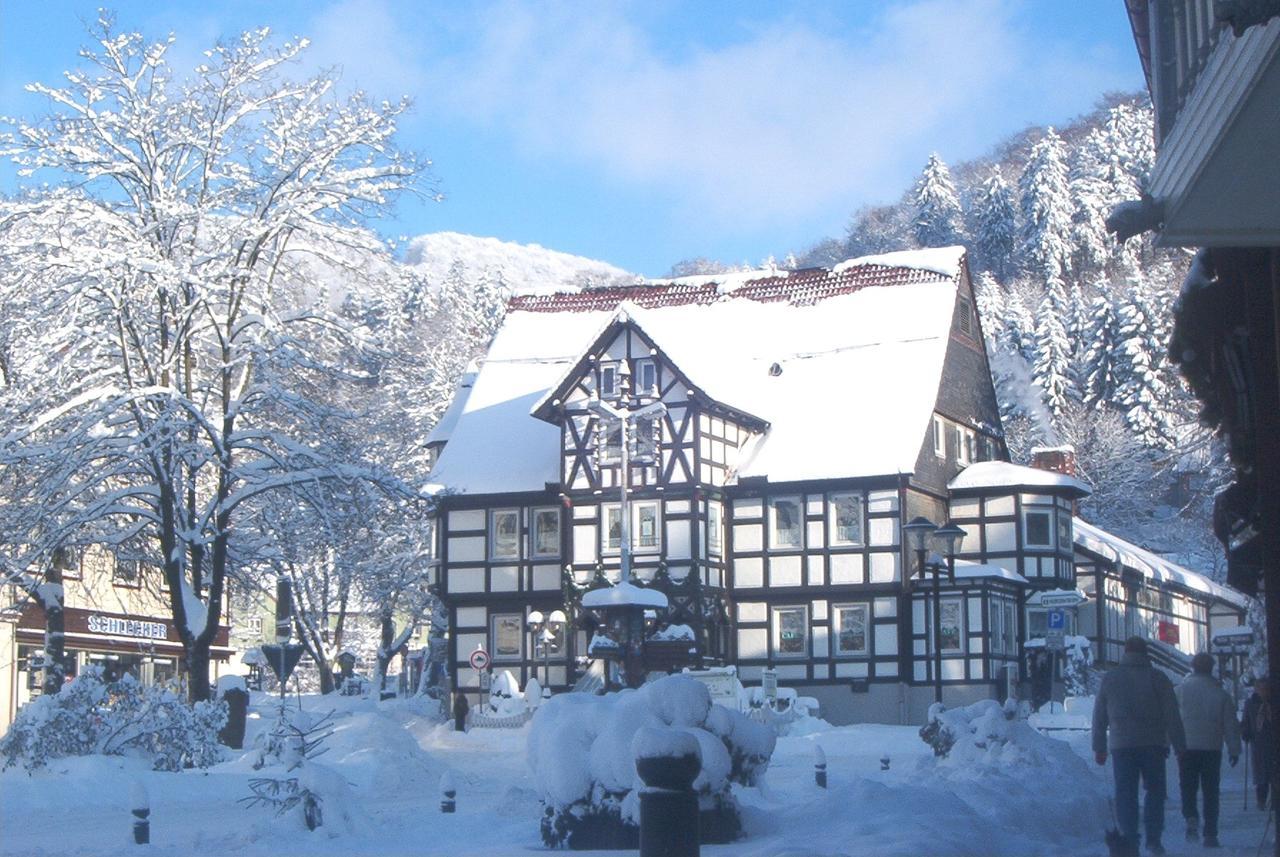 Hotel Pension Am Kurmittelhaus Bad Grund Exterior photo